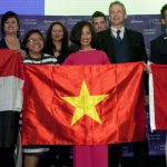 Bu-nedenle-öğretmeni-yaşat-ki-eğitim-sistemi-yaşasın